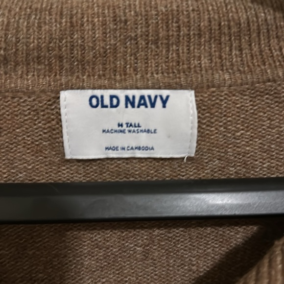 Old navy sweater - Picture 4 of 6